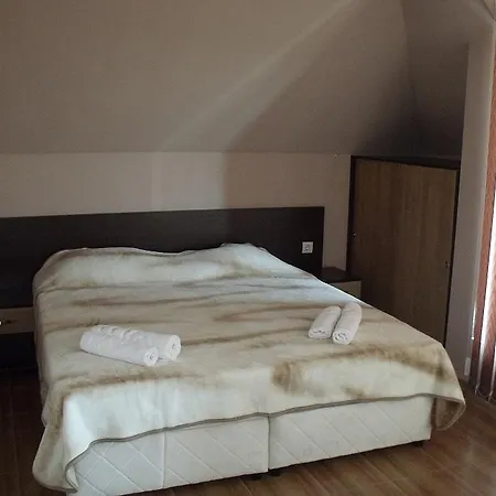 Petkovi 2* Primorsko